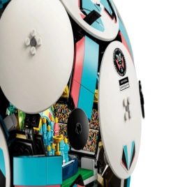 Конструктор LEGO Editions Ball with Stadium Inside 43019